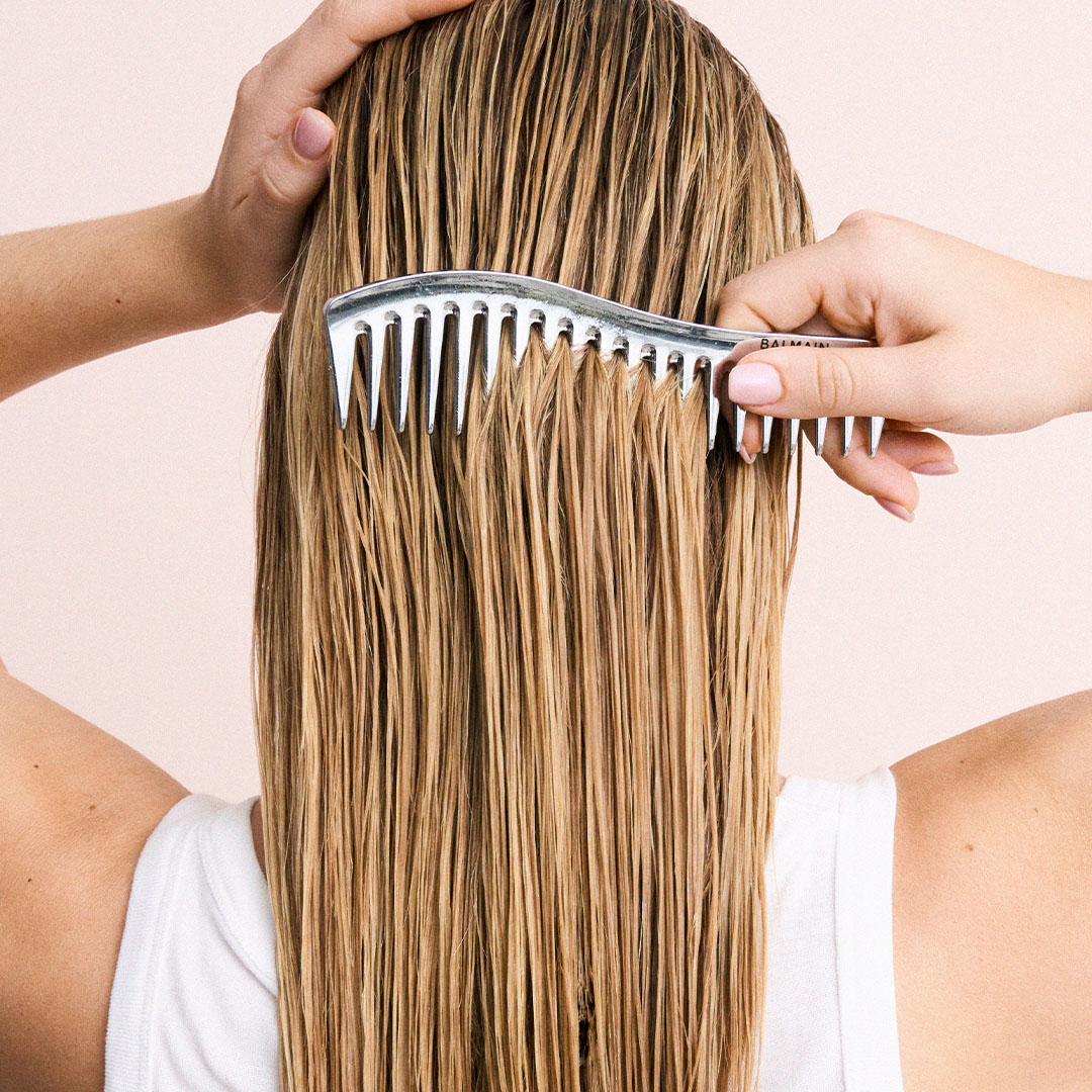 IG_SoMe_WetHair_Frederique_Pink_51_056_J_INT